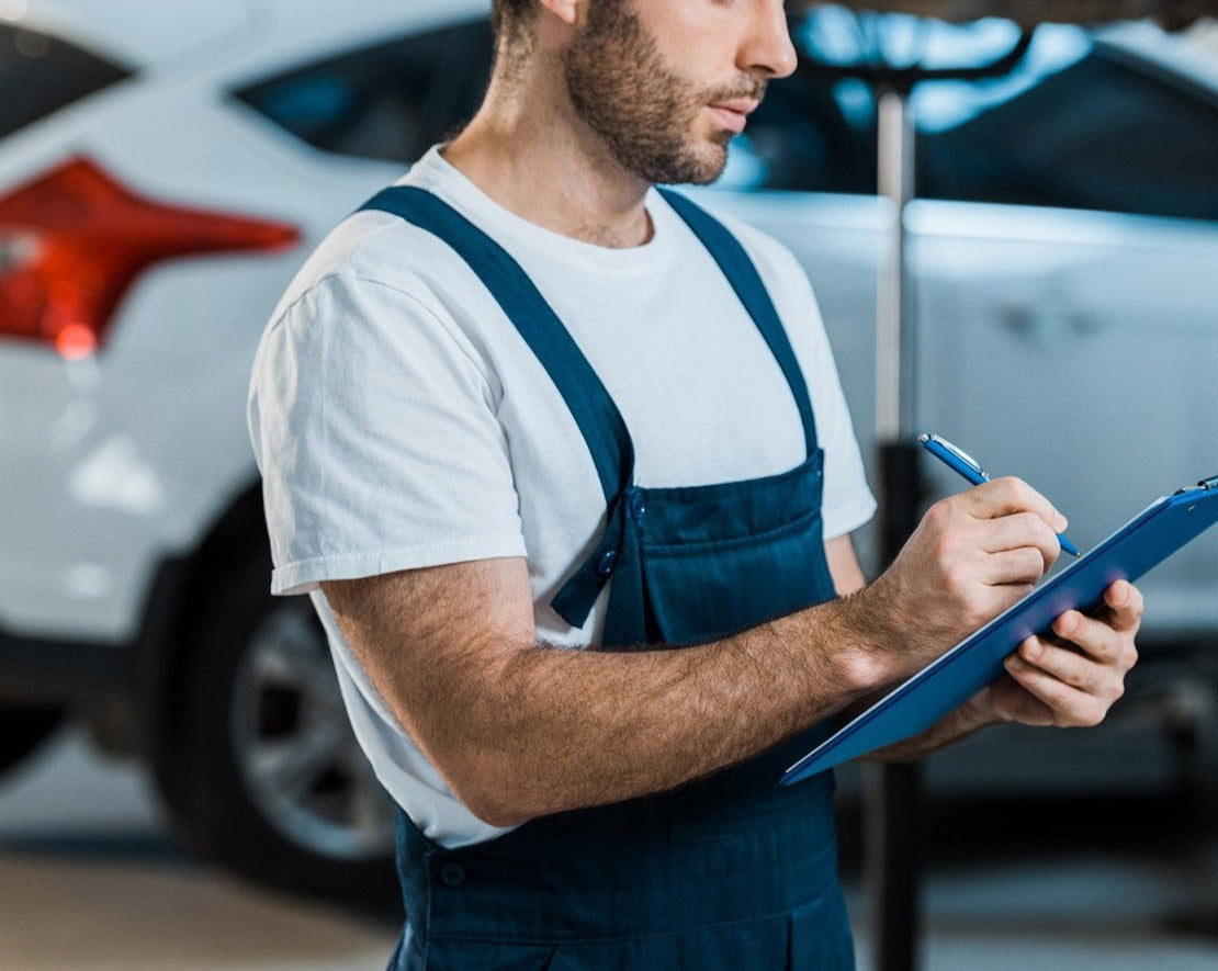 Consultor de servicios automotrices
